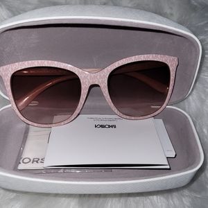 MK AUTHENTIC BLUSH PINK SUNGLASSES 🥰